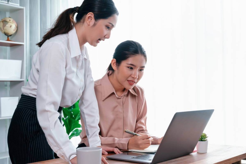 How To Hire An Intern For The Summer For Your Tri-State Business